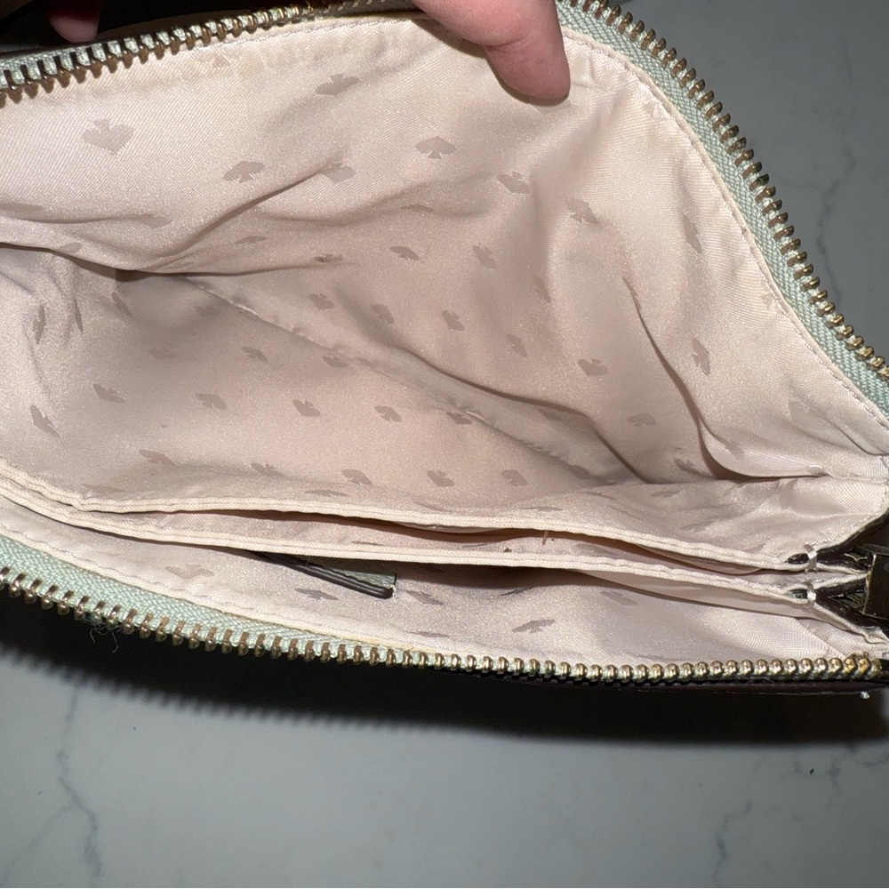 Kate Spade Leila Triple Gussett Crossbody in Light Pistachio - Picture 2 of 5